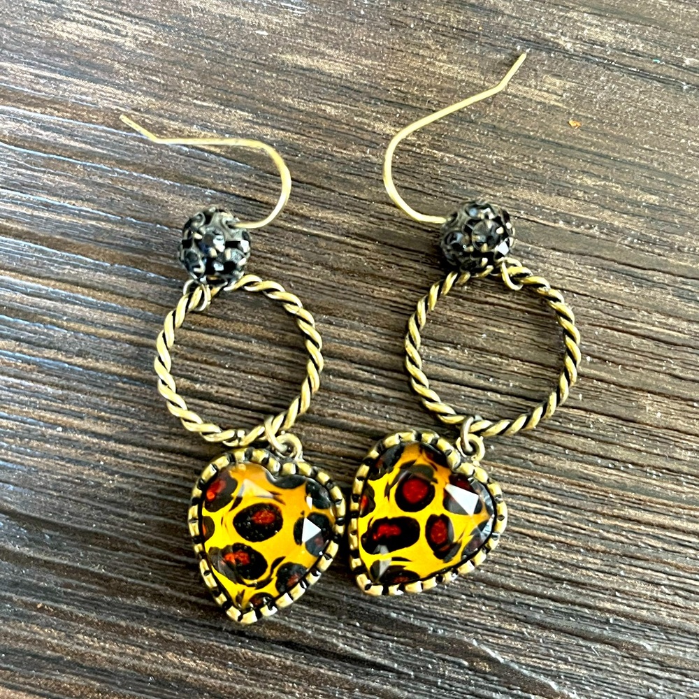 Vintage Betsey Johnson leopard heart earrings